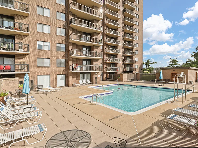 Pool - Amenities