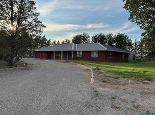 325 Pueblo Rd, Lake Arthur, NM 88253