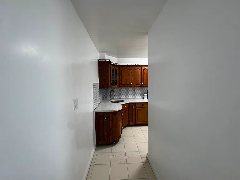 1415 E 84th St #2 — Photo 2