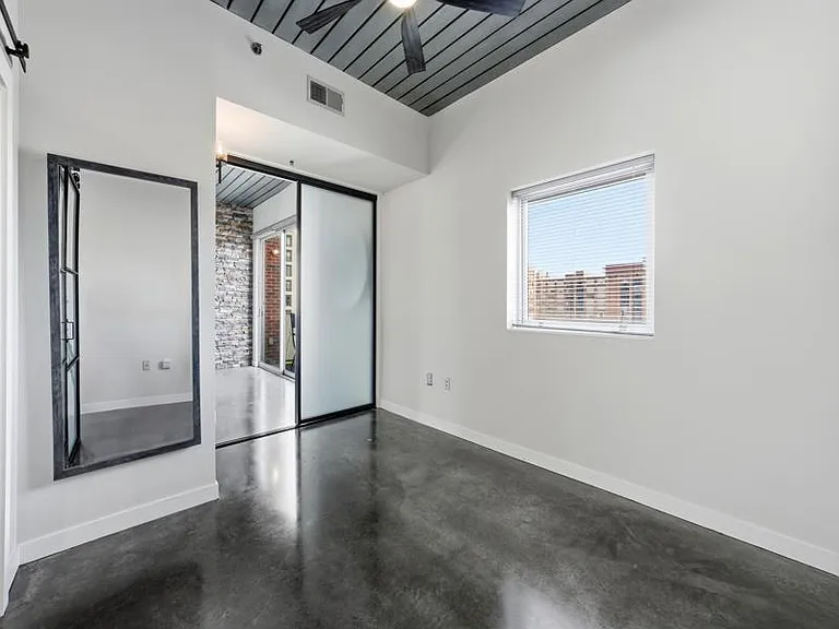 640 Glen Iris Dr NE #507 — Photo 18