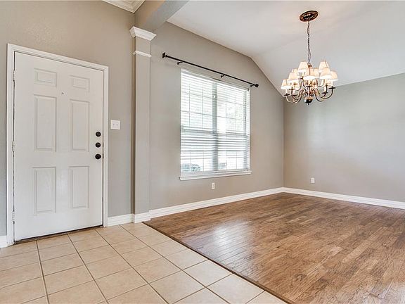 5th image of 9124 Liberty Crossing Dr