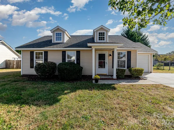 4641 Falcon Chase Dr SW, Concord, NC 28027