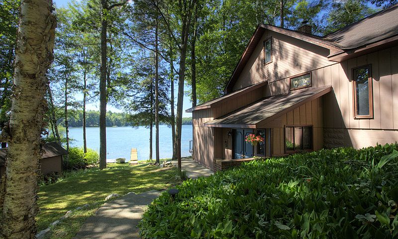 1st image of 2669 Crescent Shores Dr
