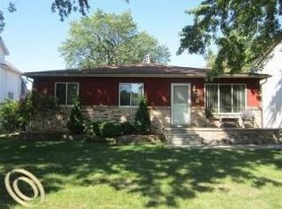 21947 Birchwood Ave, Eastpointe, MI 48021