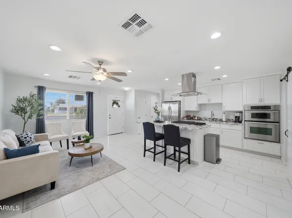 12819 N 111th Avenue, Sun City, AZ 85351