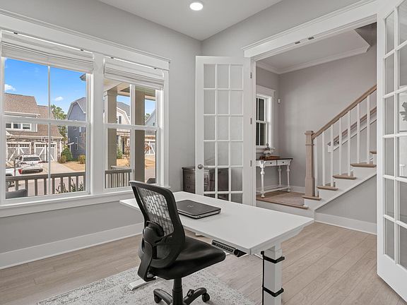 4th image of 117 Acorn Crossing Rd