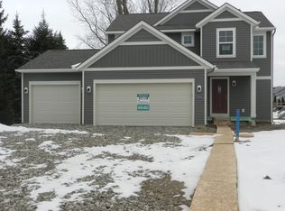 3934 Carnaby Dr, Lansing, MI 48906