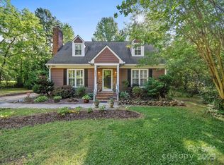 8017 Nathanael Greene Ln, Charlotte, NC 28227