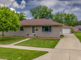 1200 W Grant St, Appleton, WI 54914