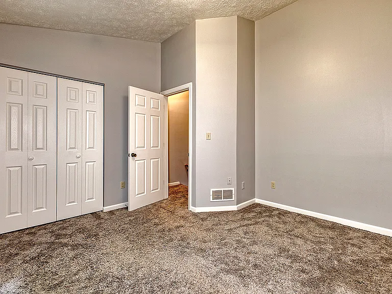 128 Winston Way — Photo 21