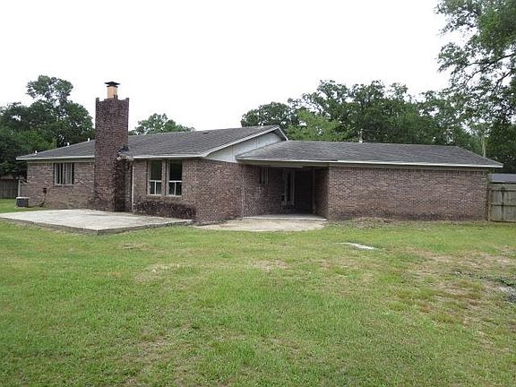 3rd image of 7333 Dahlia Dr