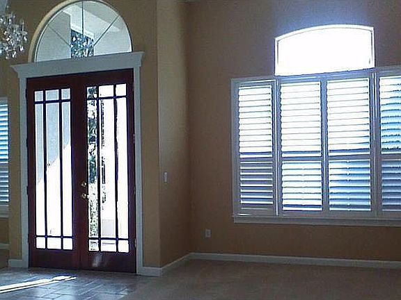 4th image of 9839 Camberley Cir