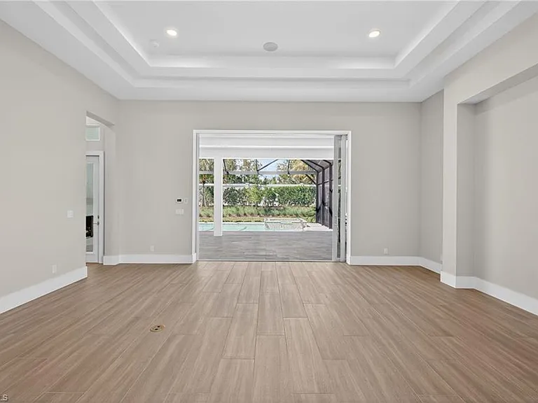 9712 Moonflower Ln — Photo 10