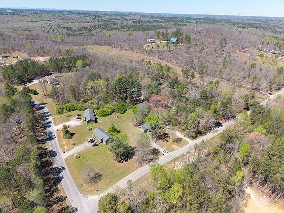 3rd image of 583 Center Point Rd