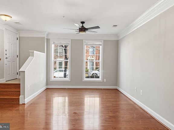 5th image of 2173 Abbottsbury Way