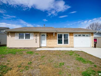 6105 N Idlewhile Dr, Peoria, IL, 61615