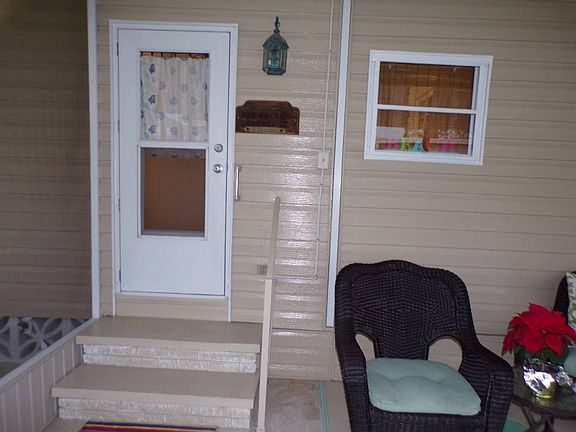 5th image of 351 10th St