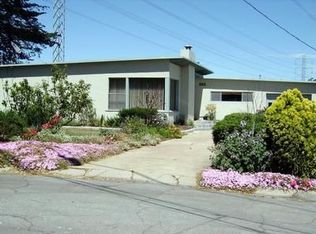 12 Baxter Pl, Del Rey Oaks, CA 93940