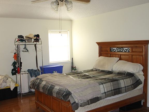 4th image of 4823 Beaver Pond Dr