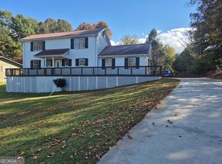 3911 Oak Harbour Dr, Gainesville, GA 30506