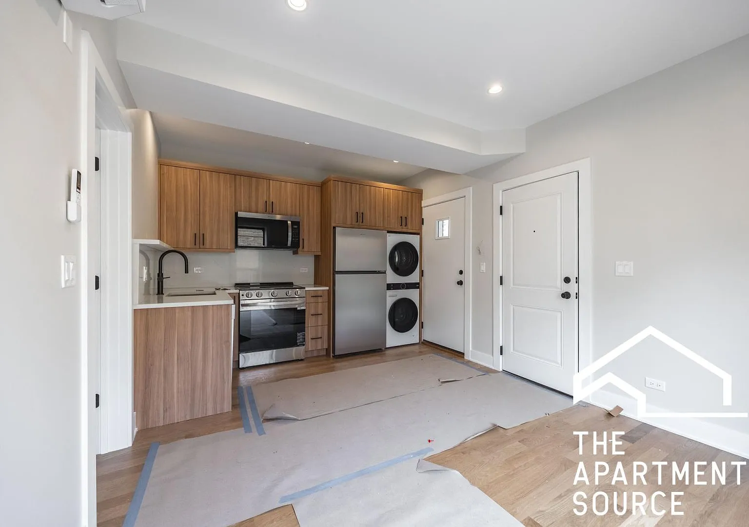 1 bed, 419 sqft, $2,395 — Photo 4