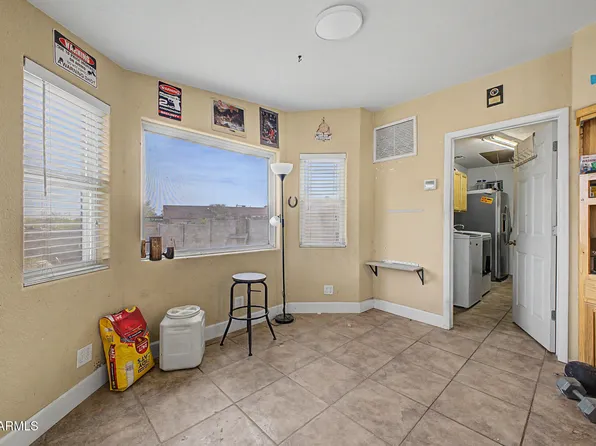 47205 N New River Road, New River, AZ 85087