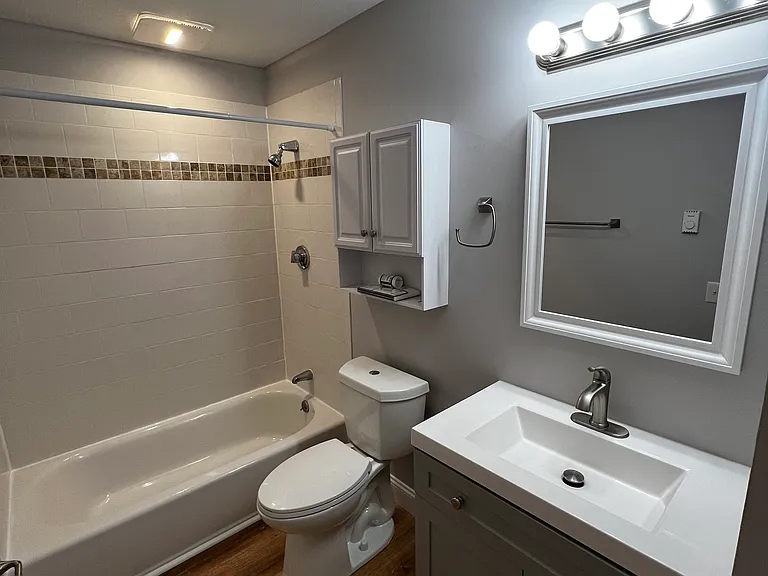 2 Pineland Avenue — Photo 39