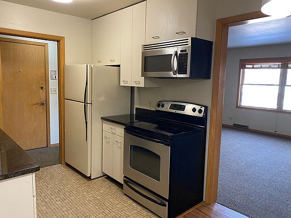 4th image of 310 W 21st St APT 11