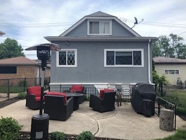 2nd image of 3135 N Oak Park Ave