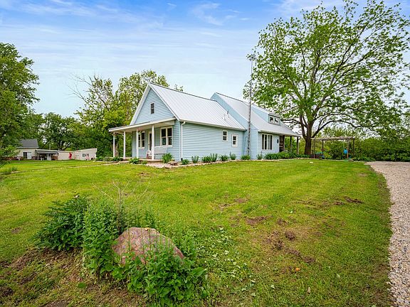 3rd image of 11720 S County Road 396 E