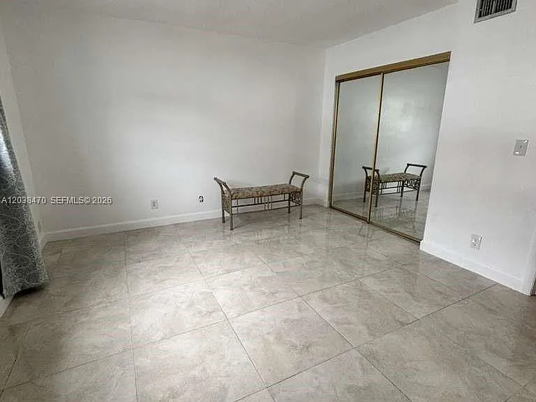 541 Blue Heron Dr #215 — Photo 2
