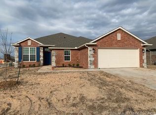 4024 S 148th Pl E, Tulsa, OK 74134