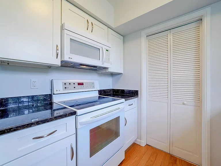 3896 Porter St NW #C339 — Photo 14
