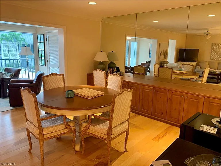 333 Harbour Dr #211 — Photo 18