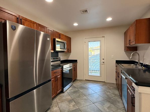 511 Manawai St APT 409