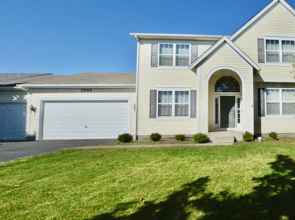 1703 Cashel Ln, McHenry, IL 60050
