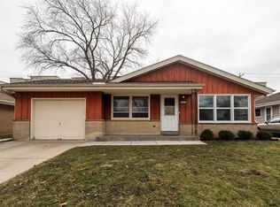 10915 W Harvard Ln, Wauwatosa, WI 53226