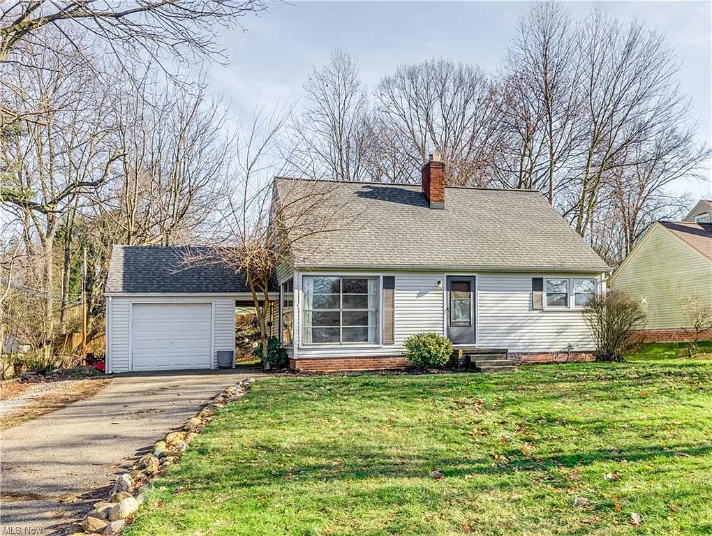 2700 Midvale Rd NW photo 1