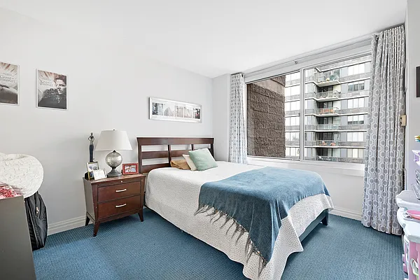 Sold by Corcoran | media 29
