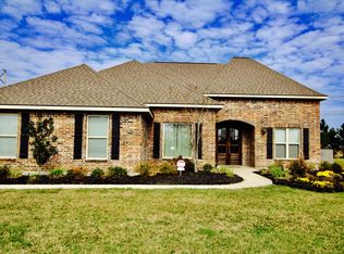 1758 Deerfield Dr, Lake Charles, LA 70611
