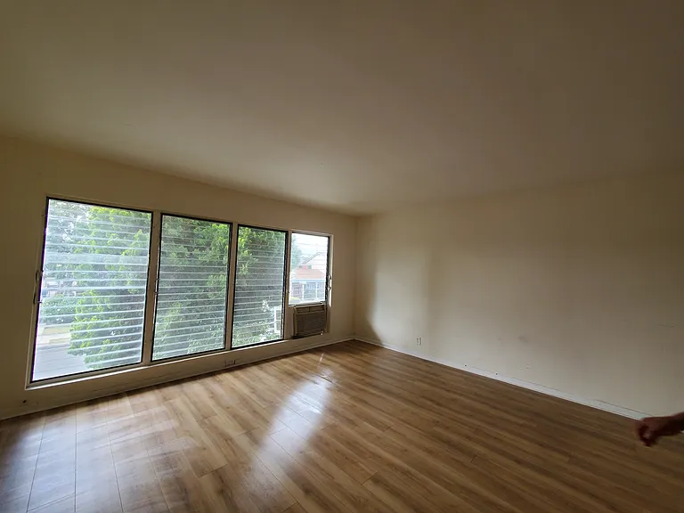 158 S Bandy Ave #4 — Photo 6