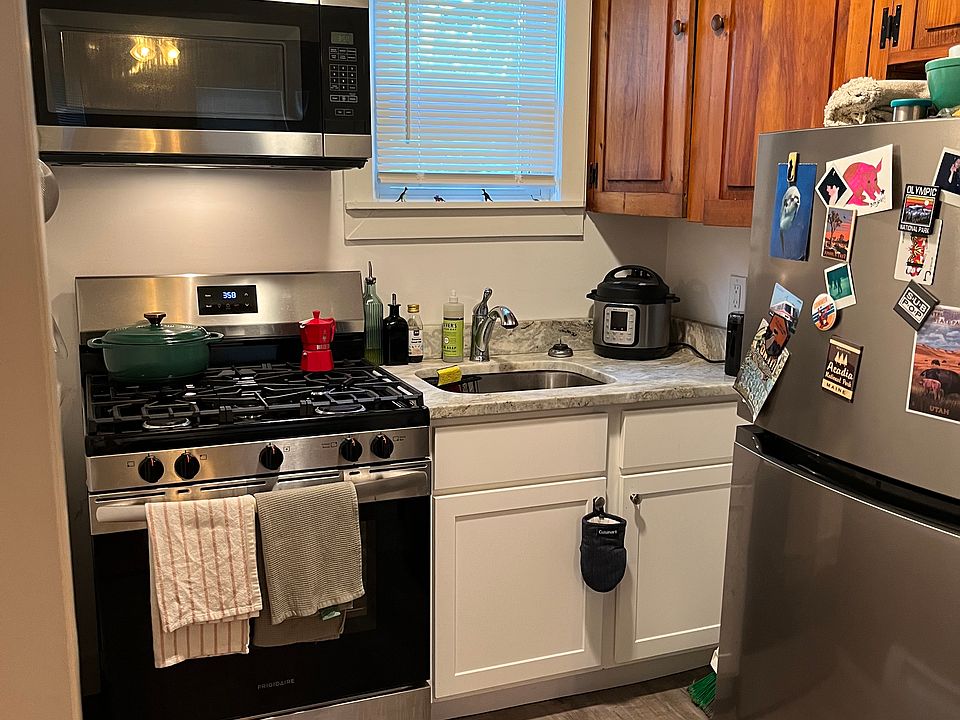 1st image of 5 Cogswell Ave #3