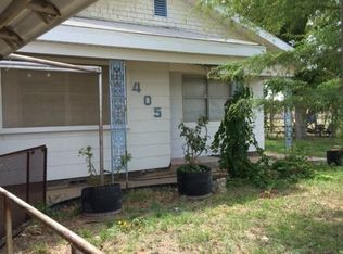 405 Brady Ave, Wickett, TX 79788