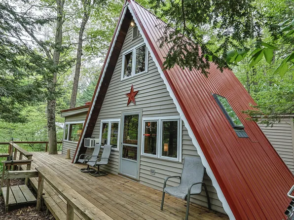 23392 Atikwa Trl, Howard City, MI 49329