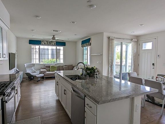 3rd image of 37636 Breakers Rd