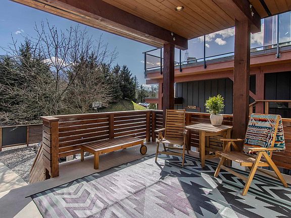 3rd image of 40137 Government Rd #41