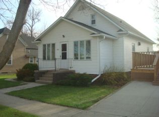 718 Adams Ave, Westbrook, MN 56183