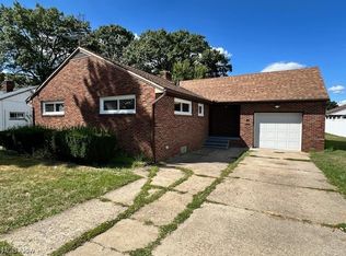 815 34th St NW, Canton, OH