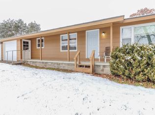 3026 Olson Rd, Amherst Junction, WI 54407
