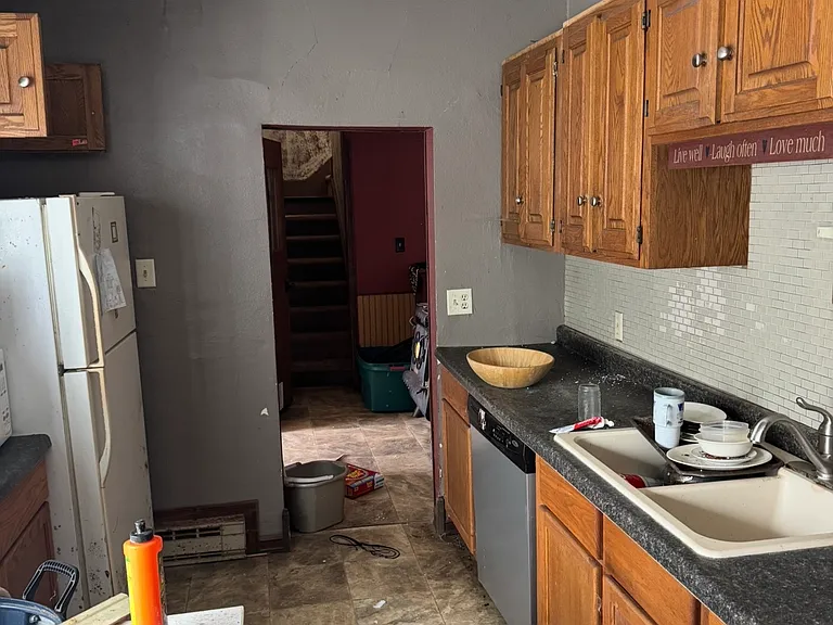 117 S Harold St — Photo 7